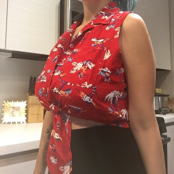 Liz Claiborne Tops - 🌺 Pinup girl tie button up knot Hawaii top🌺aloha